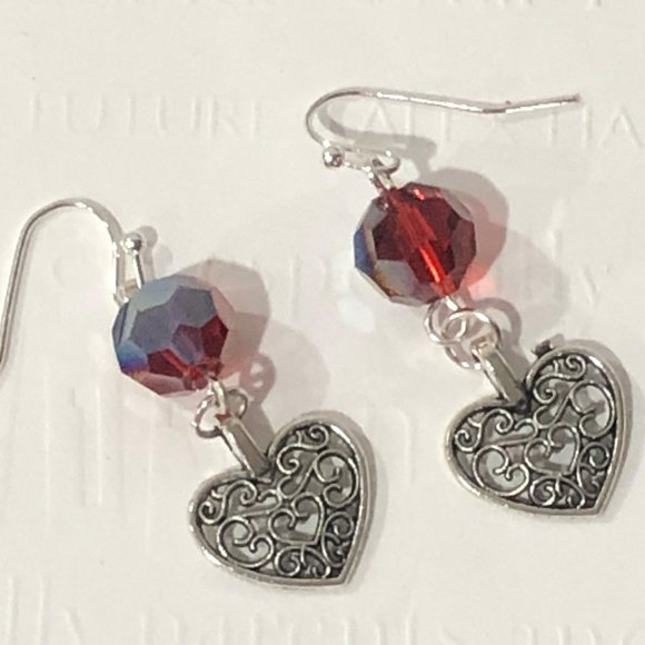 NEW  Heart earrings - Picture 2 of 5